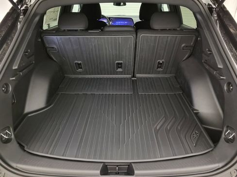 New 2026 Chevrolet Equinox EV LT image 23