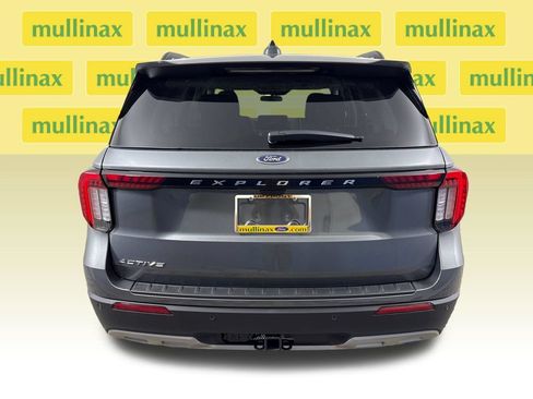 New 2026 Ford Explorer Active w/ Active Comfort Package RWD image 30