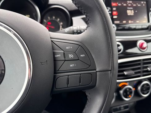 Used 2016 FIAT 500X Lounge image 18