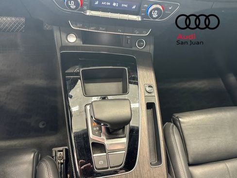 Used 2024 Audi Q5 e Premium Plus image 11