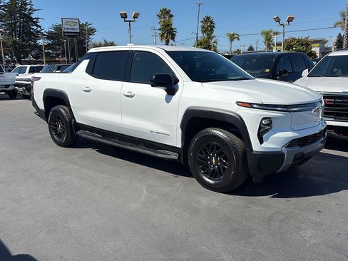 Used 2026 Chevrolet Silverado EV LT AWD/4WD image 2