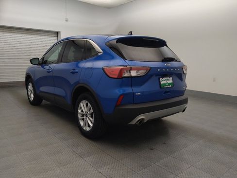 Used 2020 Ford Escape SE image 5