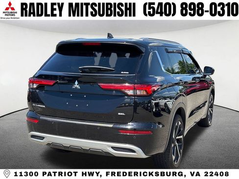 Used 2024 Mitsubishi Outlander SEL AWD/4WD image 19