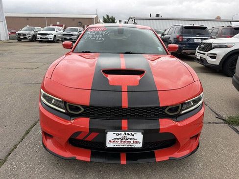 Used 2018 Dodge Charger R/T w/ Plus Group RWD image 8