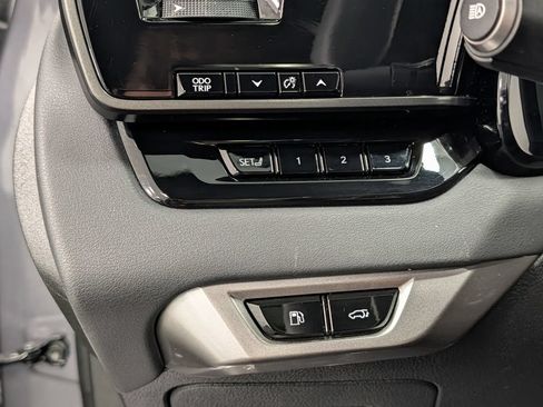 Used 2023 Lexus RX 350 Premium w/ Accessory Package AWD/4WD image 24