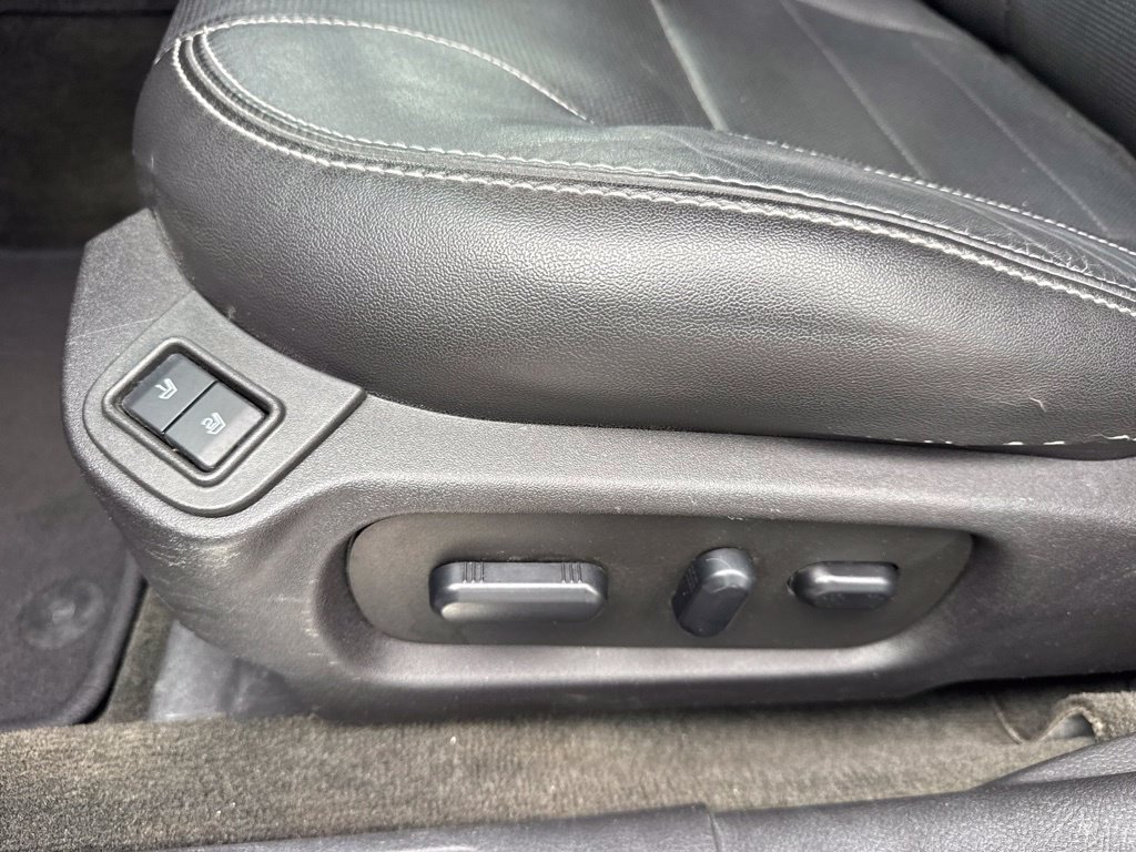 Used 2015 Ford Taurus Limited FWD image 20