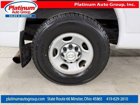 Used 2017 Chevrolet Express 3500 Extended image 50