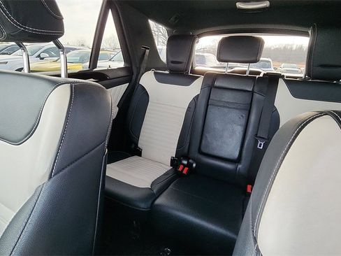 Used 2018 Mercedes-Benz GLE 350 w/ Parking Assist Package image 12