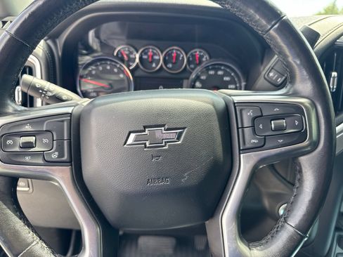 Used 2020 Chevrolet Silverado 1500 LT Trail Boss AWD/4WD image 12