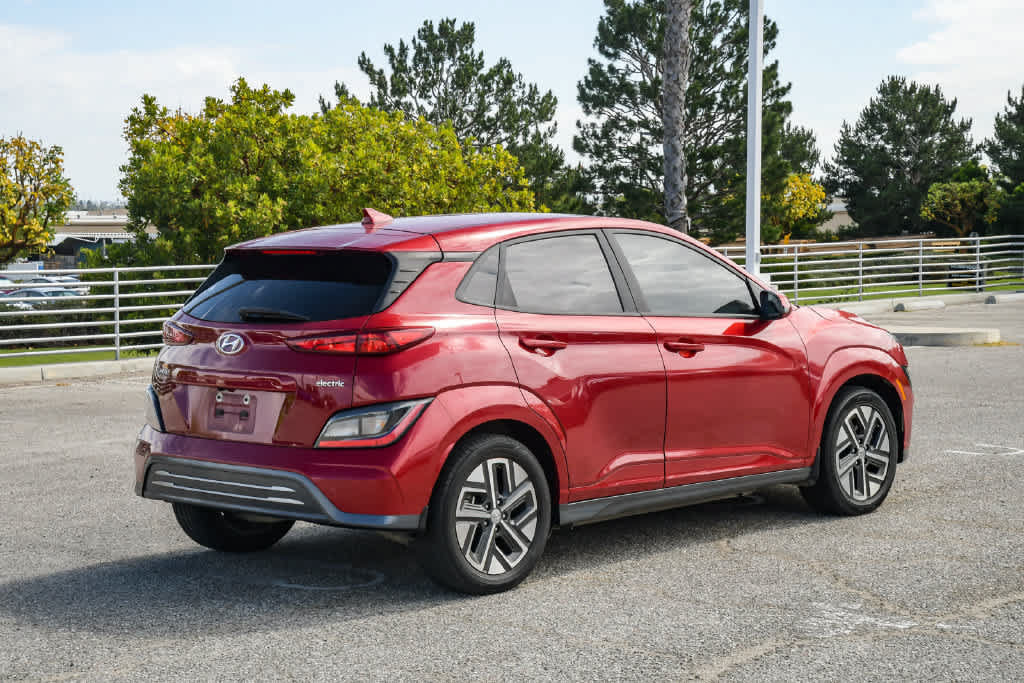 Used 2022 Hyundai Kona SEL w/ Convenience Package FWD image 10