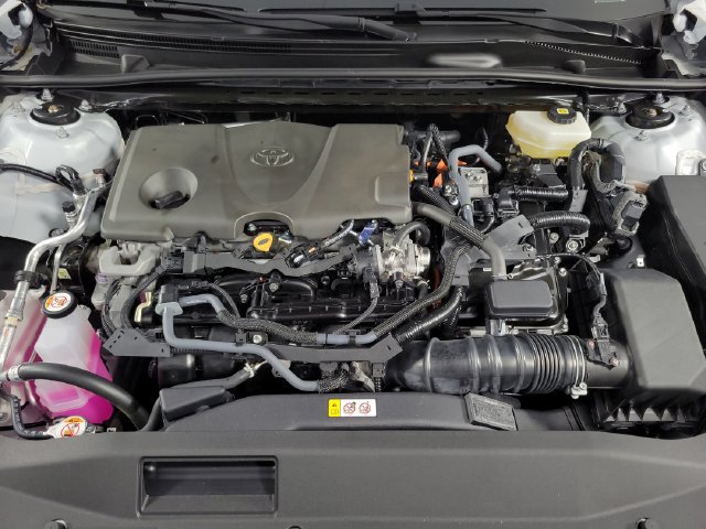 Used 2025 Toyota Camry XLE w/ Premium Plus Package FWD image 13
