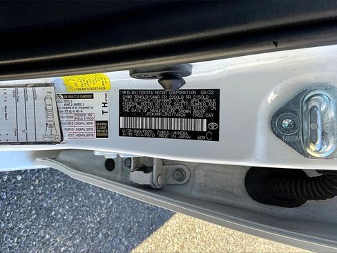 Used 2022 Toyota Prius L Eco image 20