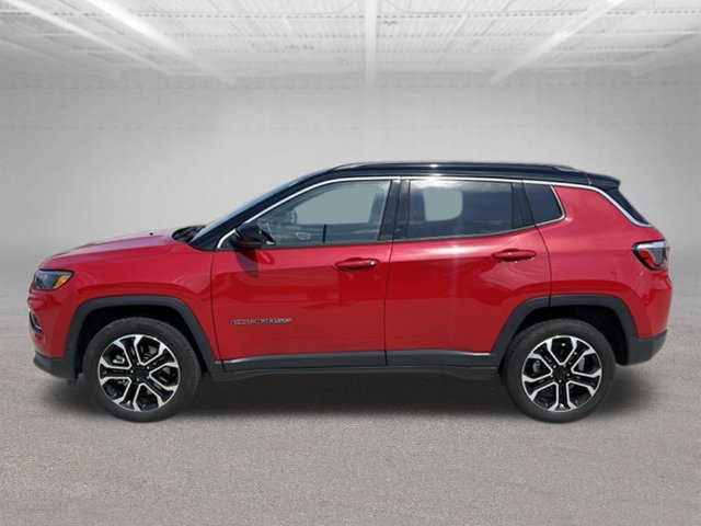 Used 2023 Jeep Compass Limited AWD/4WD image 5