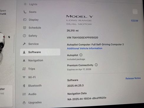 Used 2023 Tesla Model Y Long Range image 24