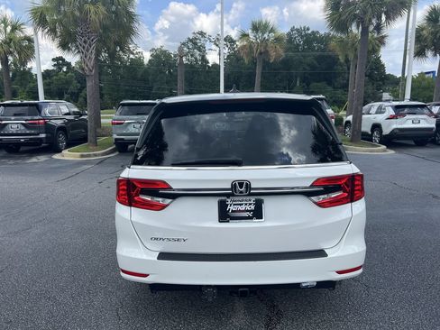 Used 2024 Honda Odyssey EX-L image 9