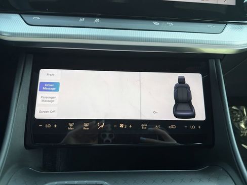 Used 2024 Jeep Wagoneer Launch Edition image 26