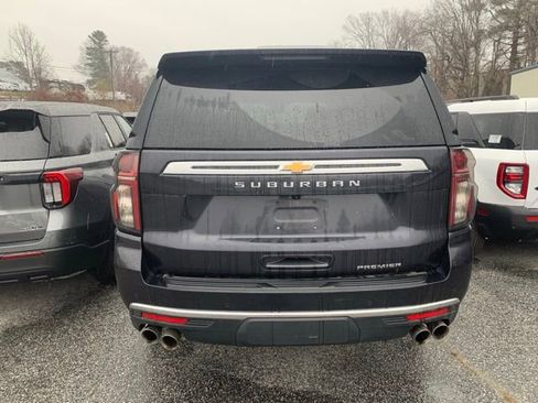 Used 2023 Chevrolet Suburban Premier image 19