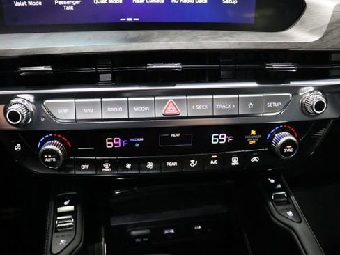 Used 2024 Kia Telluride SX Prestige X-Line image 29