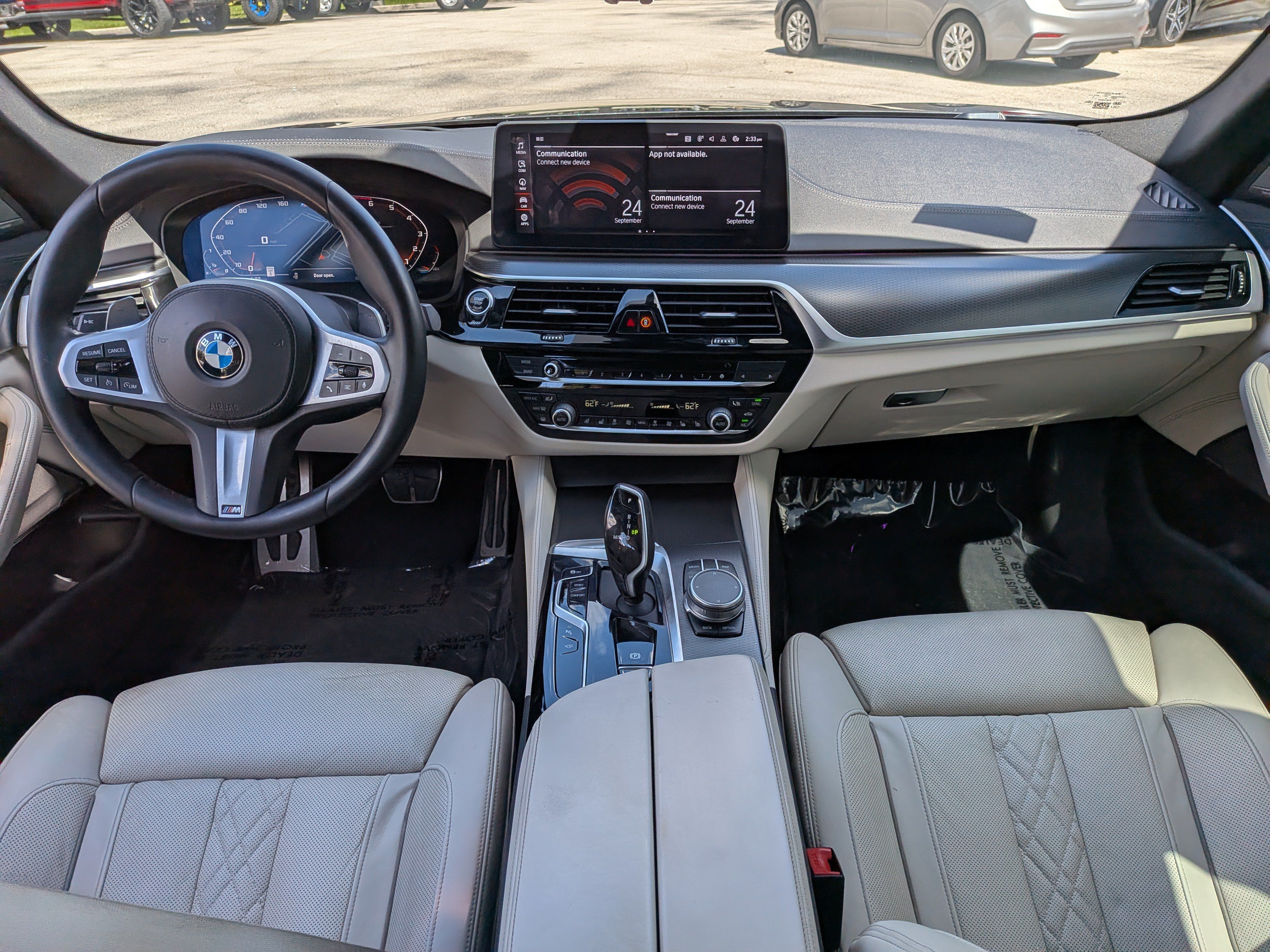 Used 2021 BMW M550i xDrive w/ Dynamic Handling Package AWD/4WD image 17