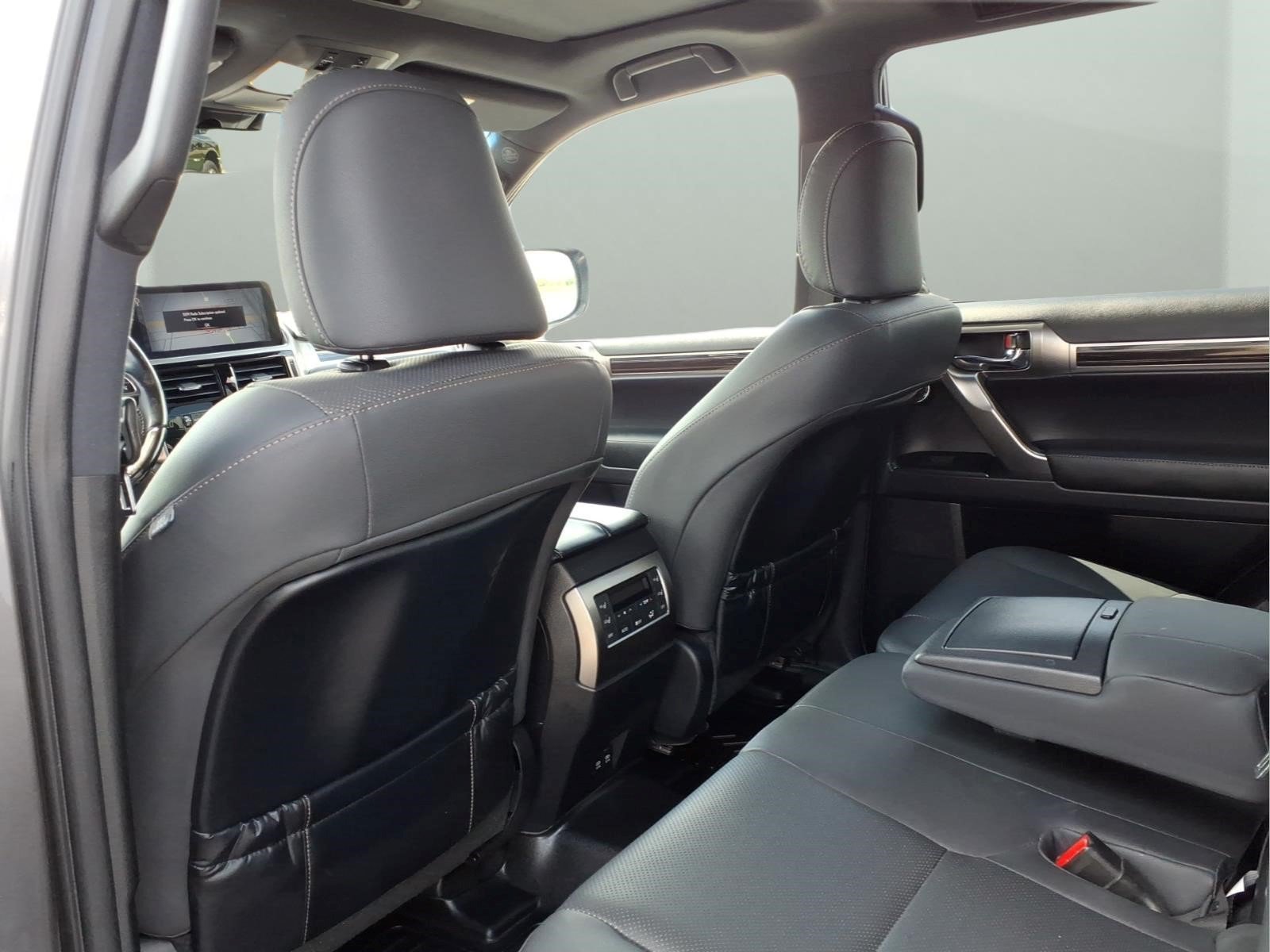 Used 2023 Lexus GX 460 Premium w/ Premium Plus Package AWD/4WD image 26