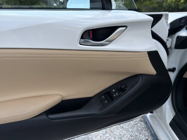 New 2026 MAZDA MX-5 Miata Grand Touring RWD image 13