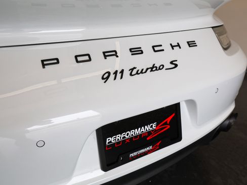 Used 2015 Porsche 911 Turbo S w/ High-end Infotainment Package AWD/4WD image 37