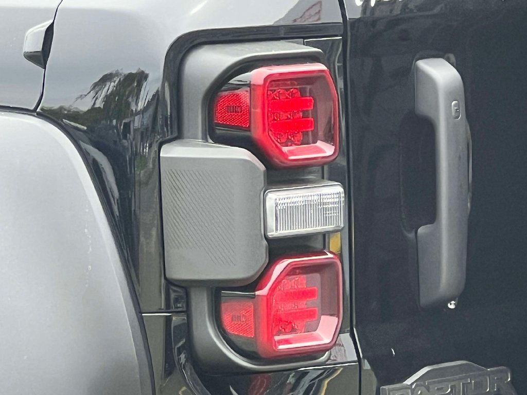 Used 2023 Ford Bronco Raptor AWD/4WD image 9