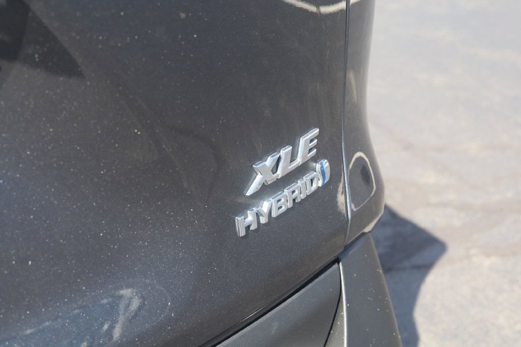 Used 2021 Toyota RAV4 XLE w/ Convenience Package AWD/4WD image 33