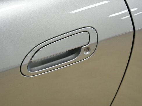 Used 2005 Honda S2000 image 43
