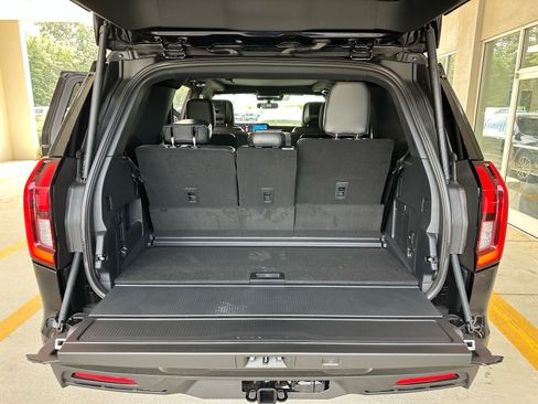 New 2027 Ford Expedition Tremor w/ Driver's Package AWD/4WD image 29