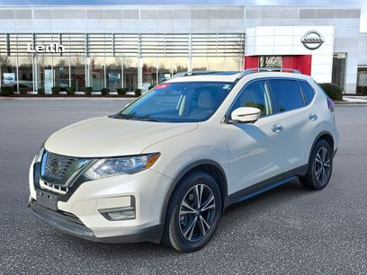 Used 2020 Nissan Rogue SV w/ Sun & Sound Touring Package