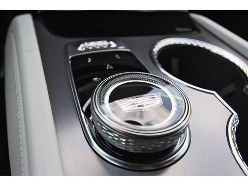 New 2027 Cadillac Vistiq Luxury AWD/4WD image 21