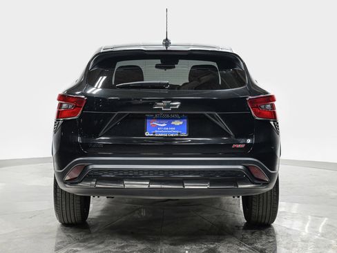 Used 2024 Chevrolet Trax RS w/ Driver Confidence Package FWD image 5