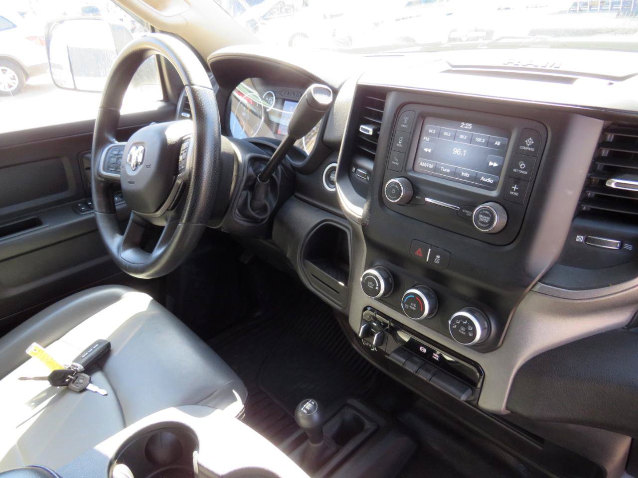 Used 2019 RAM 3500 Tradesman w/ Chrome Appearance Group AWD/4WD image 21