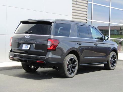 Certified 2023 Ford Expedition Limited AWD/4WD image 10