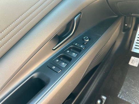 New 2026 Hyundai Elantra SEL Sport Premium FWD image 7