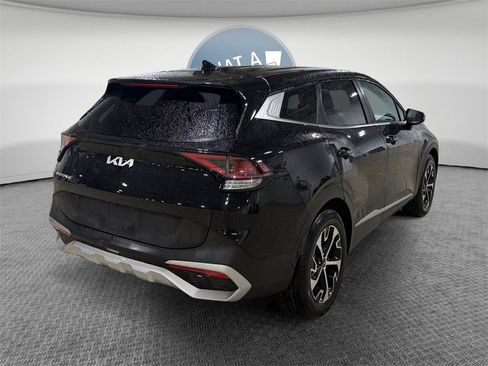 Certified 2023 Kia Sportage EX image 3