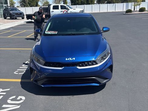 Used 2024 Kia Forte LXS w/ LXS Technology Package FWD image 2
