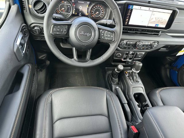 New 2026 Jeep Gladiator Sport AWD/4WD image 24