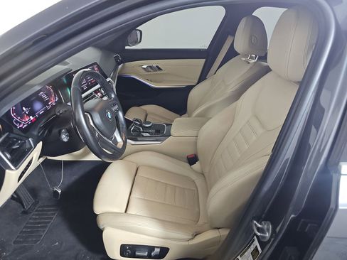 Used 2019 BMW 330i Sedan w/ Premium Package RWD image 10