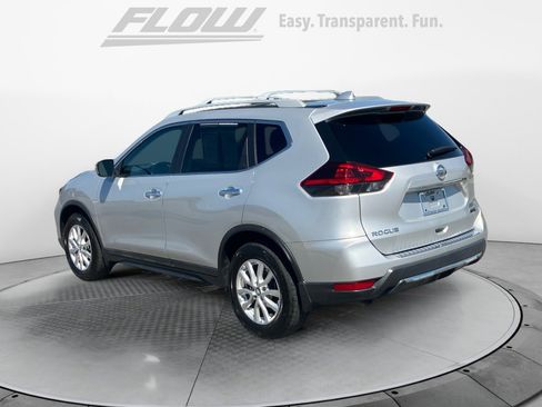 Used 2020 Nissan Rogue S w/ Special Edition Package FWD image 6