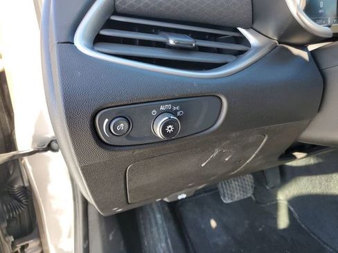 Used 2025 Chevrolet Malibu LT image 18