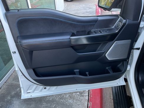 Used 2024 Ford F150 Platinum w/ Equipment Group 702A High image 18