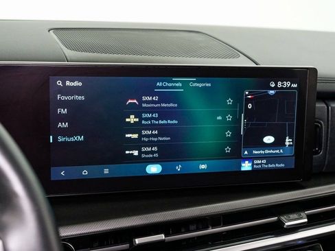 Used 2025 Hyundai Santa Fe XRT image 22