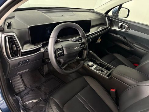 New 2026 Kia Sorento EX FWD image 17
