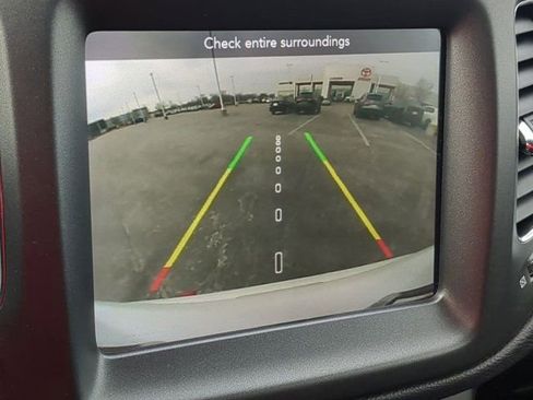 Used 2020 Jeep Compass Trailhawk image 12