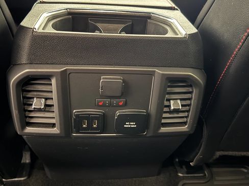 Used 2019 Ford F150 Lariat w/ Equipment Group 502A Luxury AWD/4WD image 30