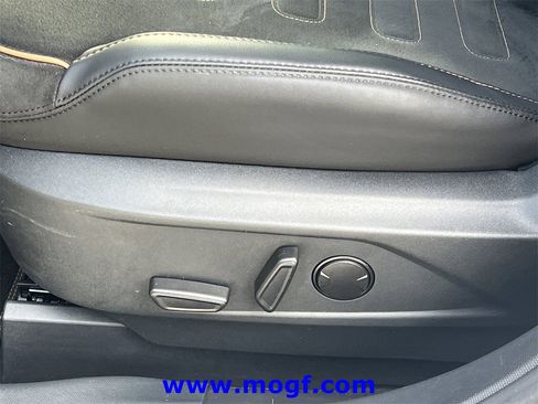 Certified 2022 Ford Mustang Mach-E GT image 23