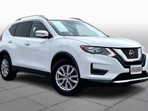 Certified 2019 Nissan Rogue SV image 3