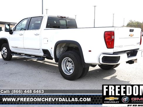 Used 2024 Chevrolet Silverado 3500 High Country w/ High Country Premium Package AWD/4WD image 39